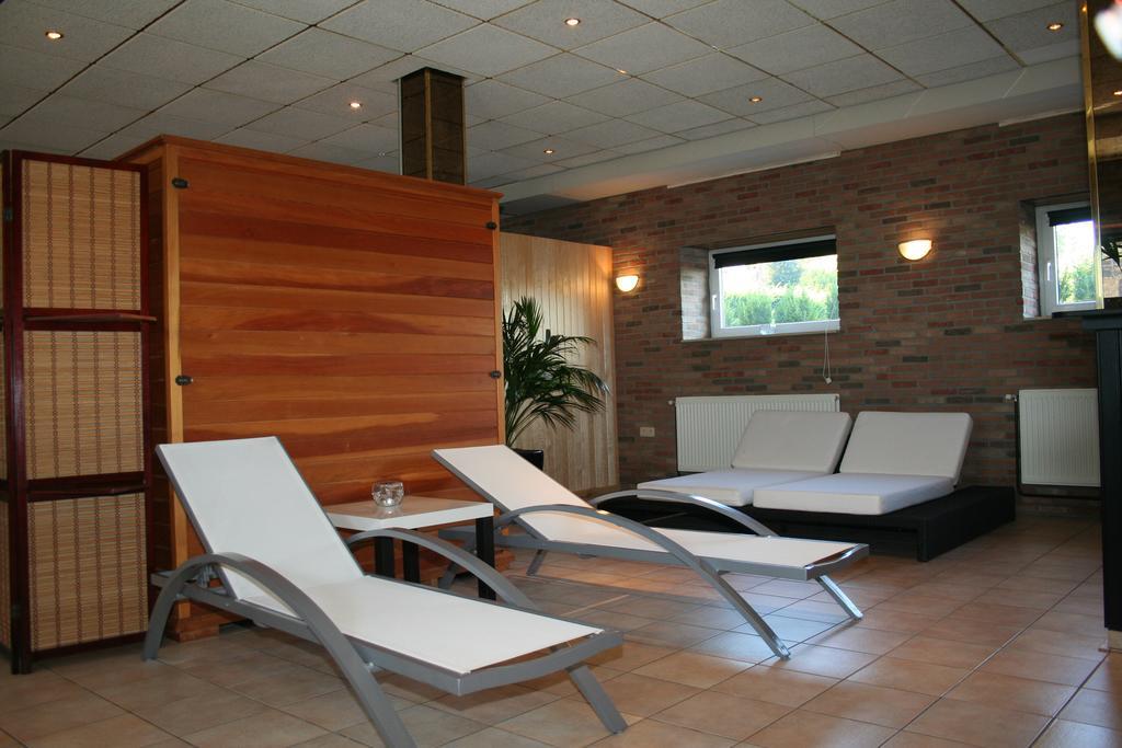 Hotel Admiraal Lanaken Exterior photo