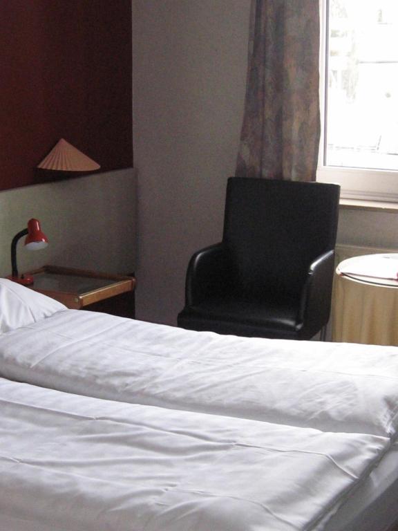 Hotel Admiraal Lanaken Room photo