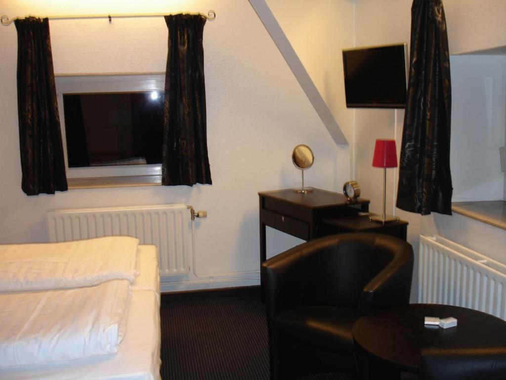 Hotel Admiraal Lanaken Room photo